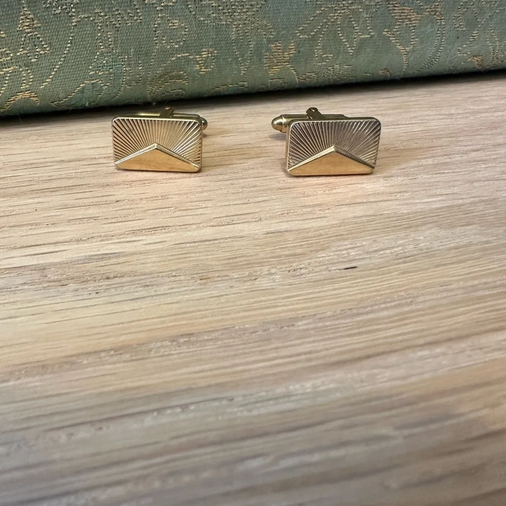 Kreisler USA Vintage Cufflinks | Gold-Tone Mid-Century Modern